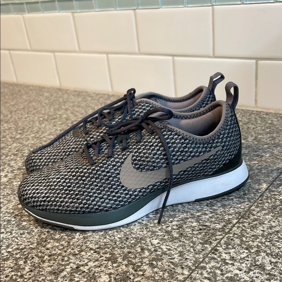 Nike Dualtone Racer Black and Gray Sneakers - Picture 1 of 7
